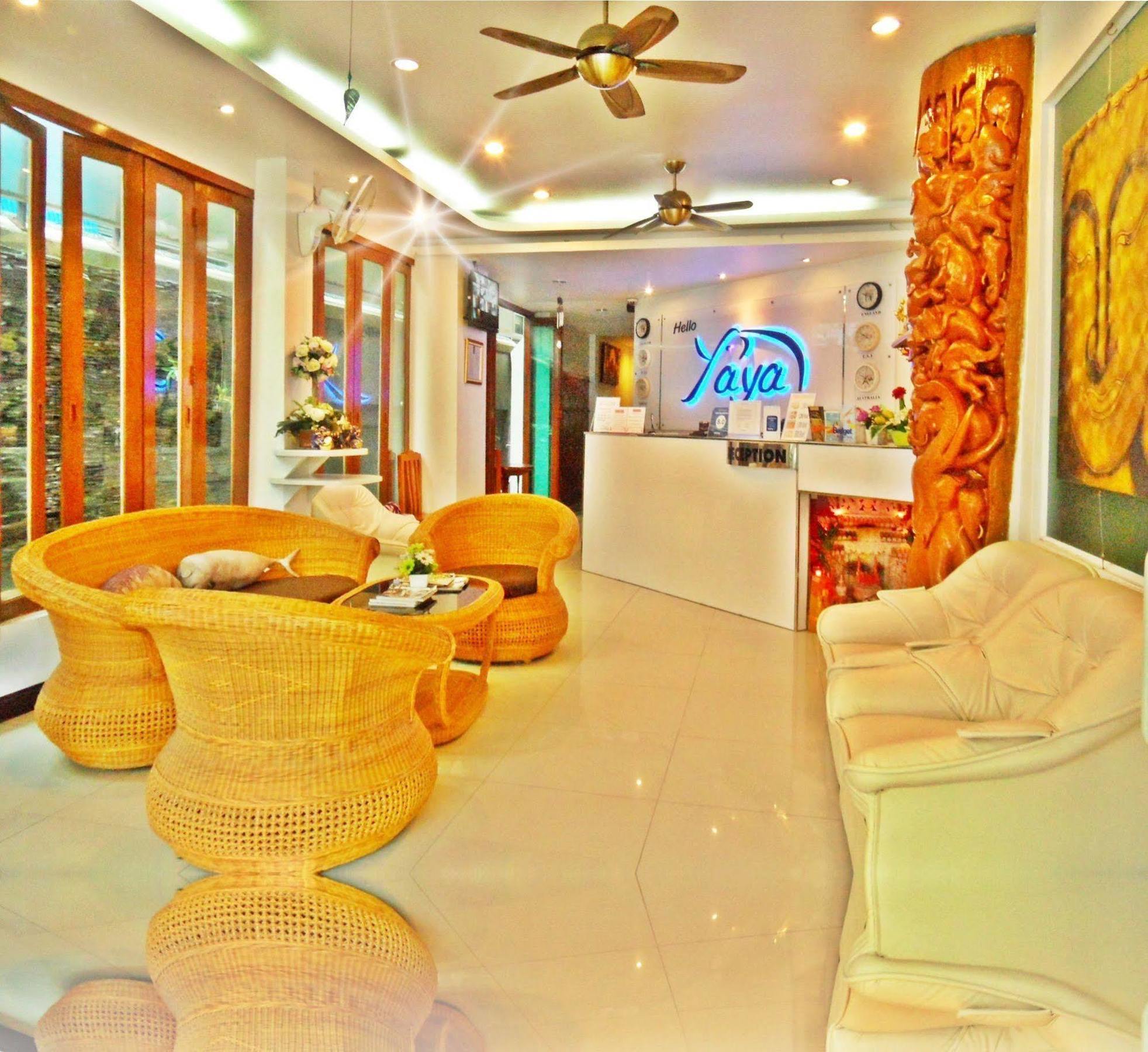 Hip Yaya Residences Patong Екстер'єр фото